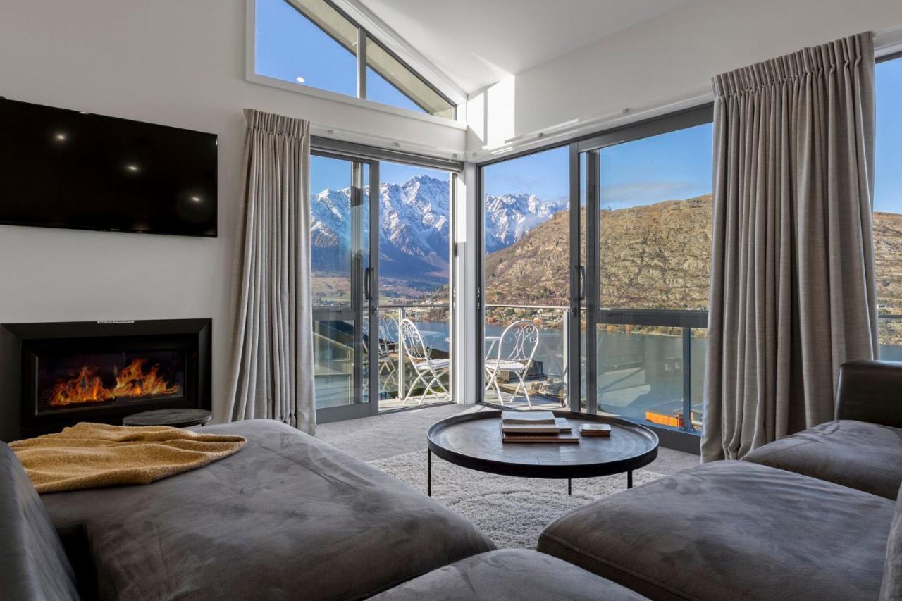 Bluewater Views Villa Queenstown Bagian luar foto