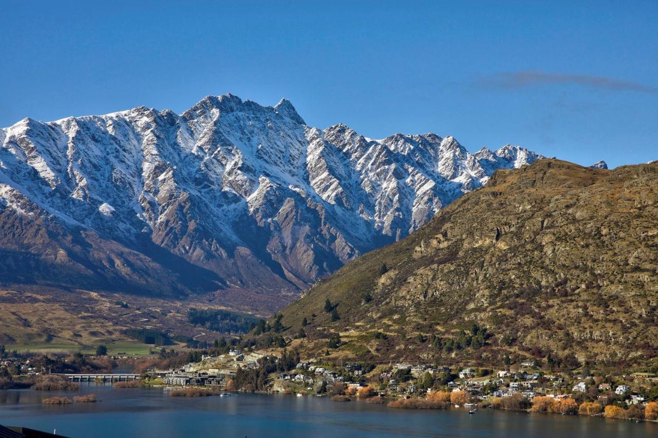 Bluewater Views Villa Queenstown Bagian luar foto